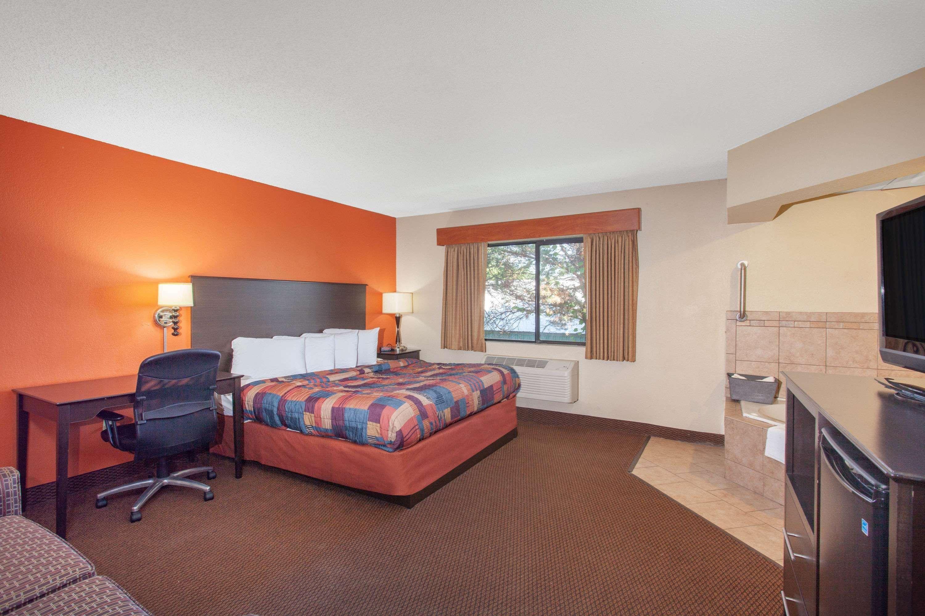 Americinn By Wyndham Ham Lake Exterior photo